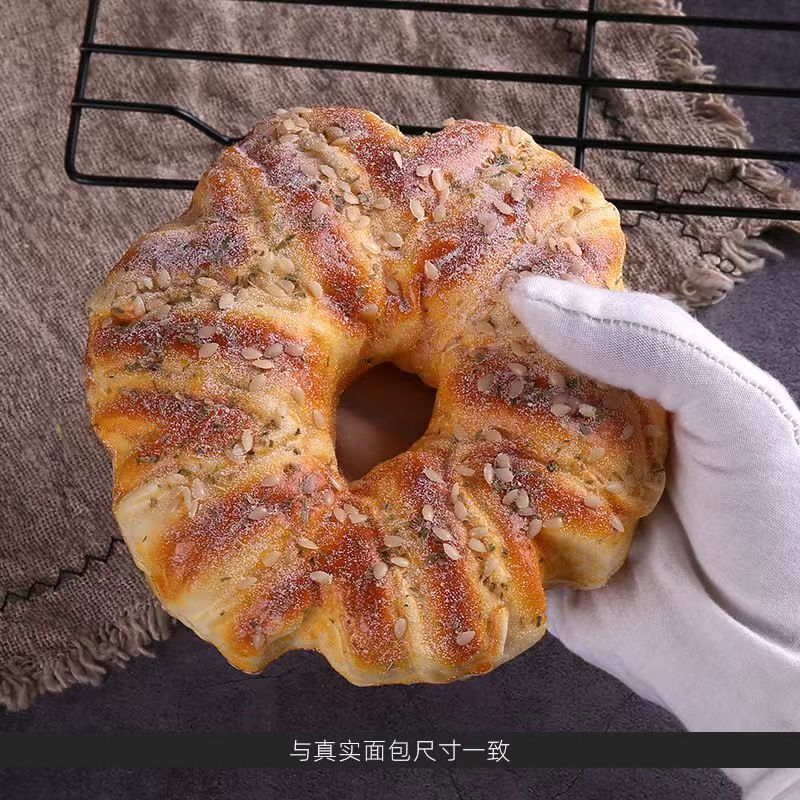 New arrival: slow rebound bread squishy toy